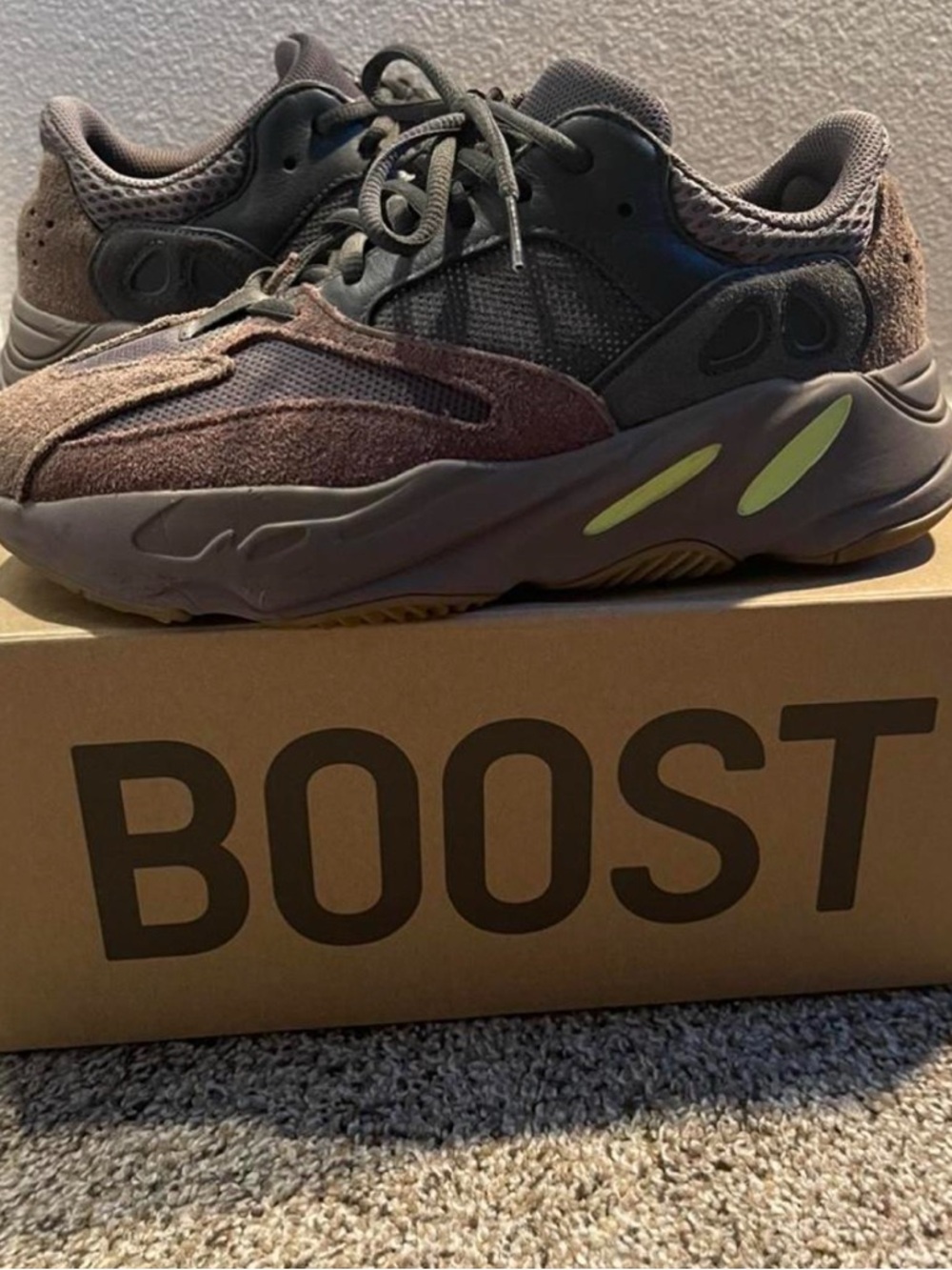 Adidas Yeezy Boost 700 Mauve